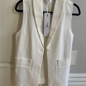 White Sleeveless Single Breasted Vest - XS